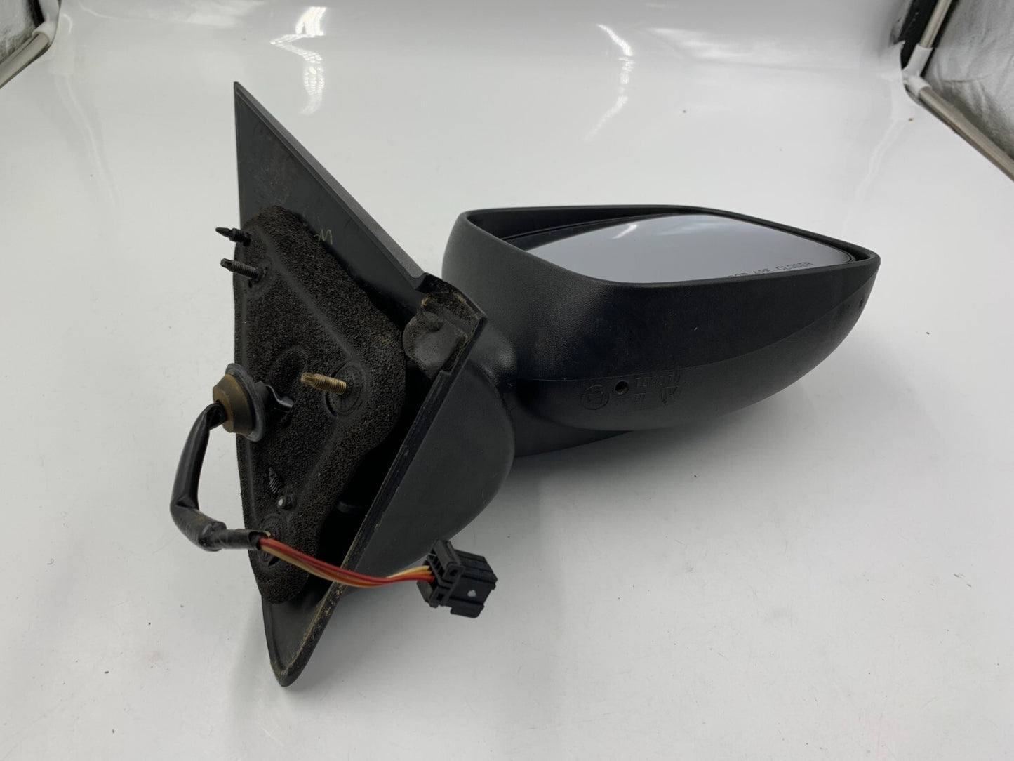 2002-2007 Jeep Liberty Passenger Side View Power Door Mirror Black OEM D04B07042