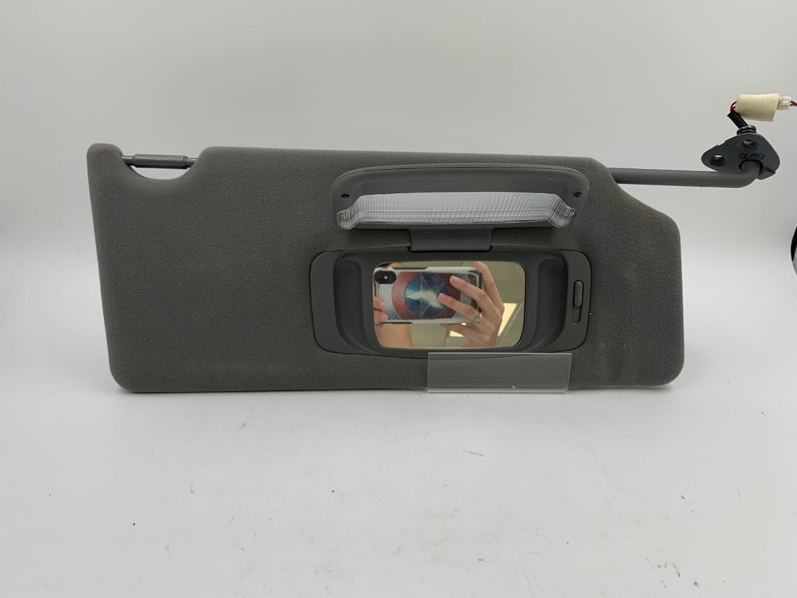 2005-2012 Toyota Avalon Passenger Sun Visor Gray Illuminated OEM D04B64003