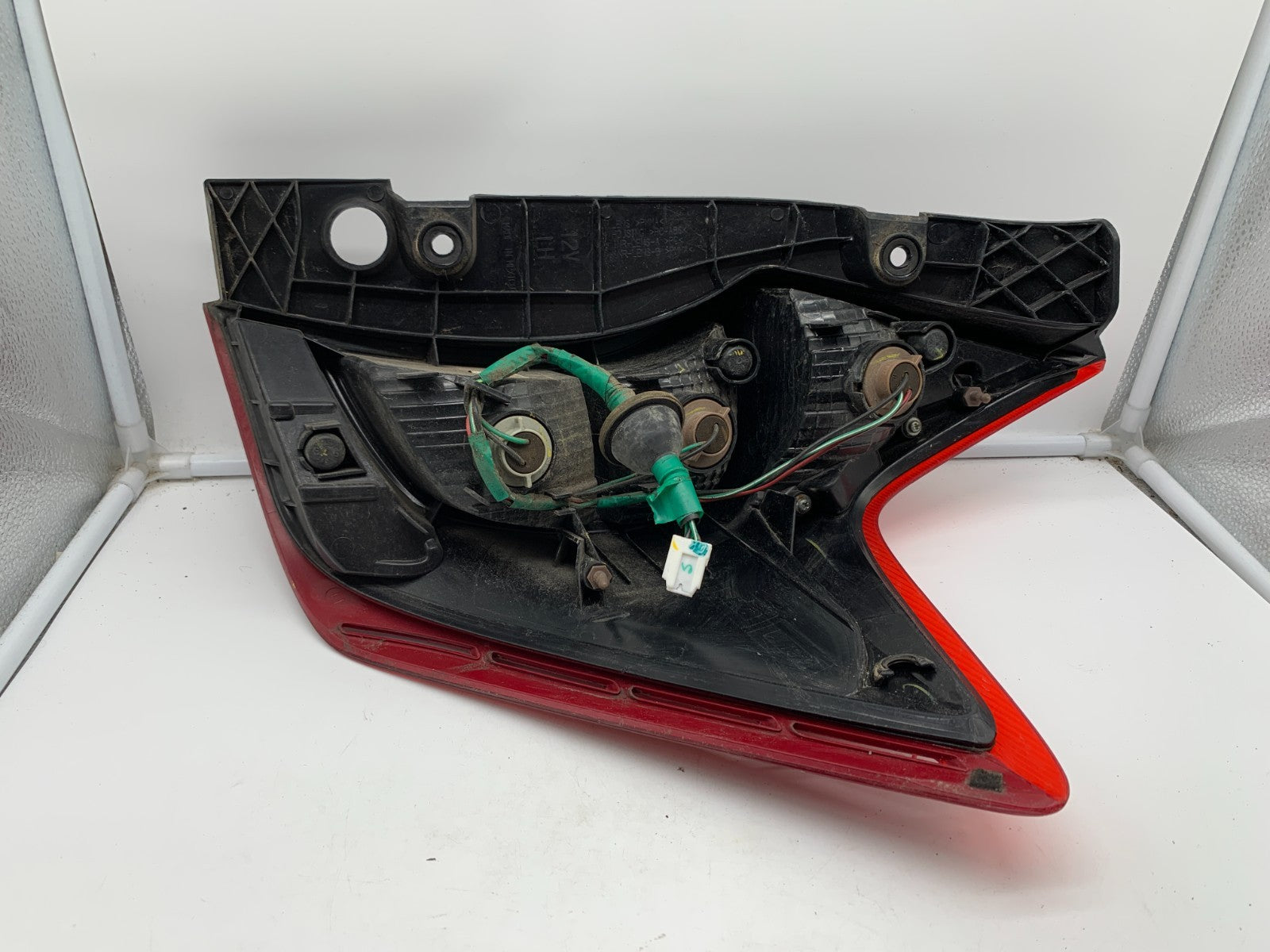 2014-2019 Nissan Versa Driver Side Tail Light Taillight OEM C02B43001
