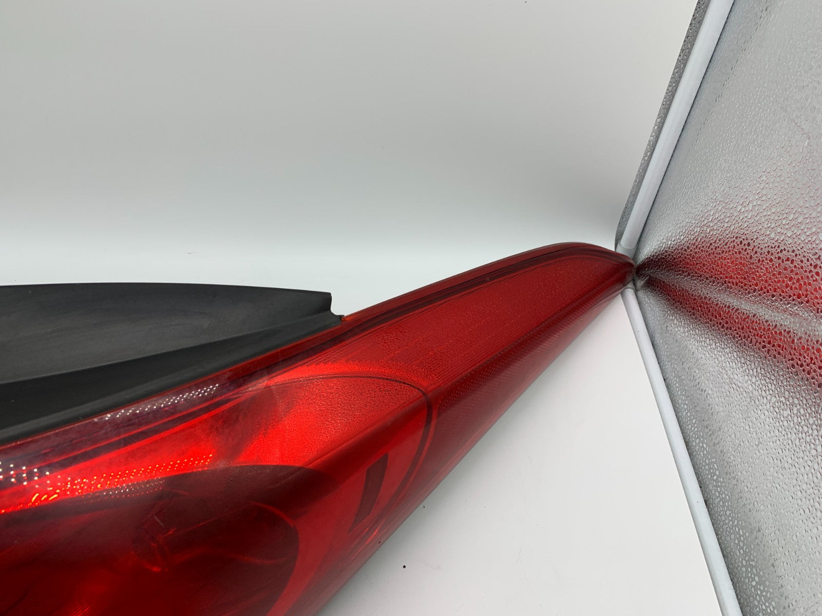 2011-2013 Hyundai Elantra Passenger Tail Light Taillight OEM A03B56001