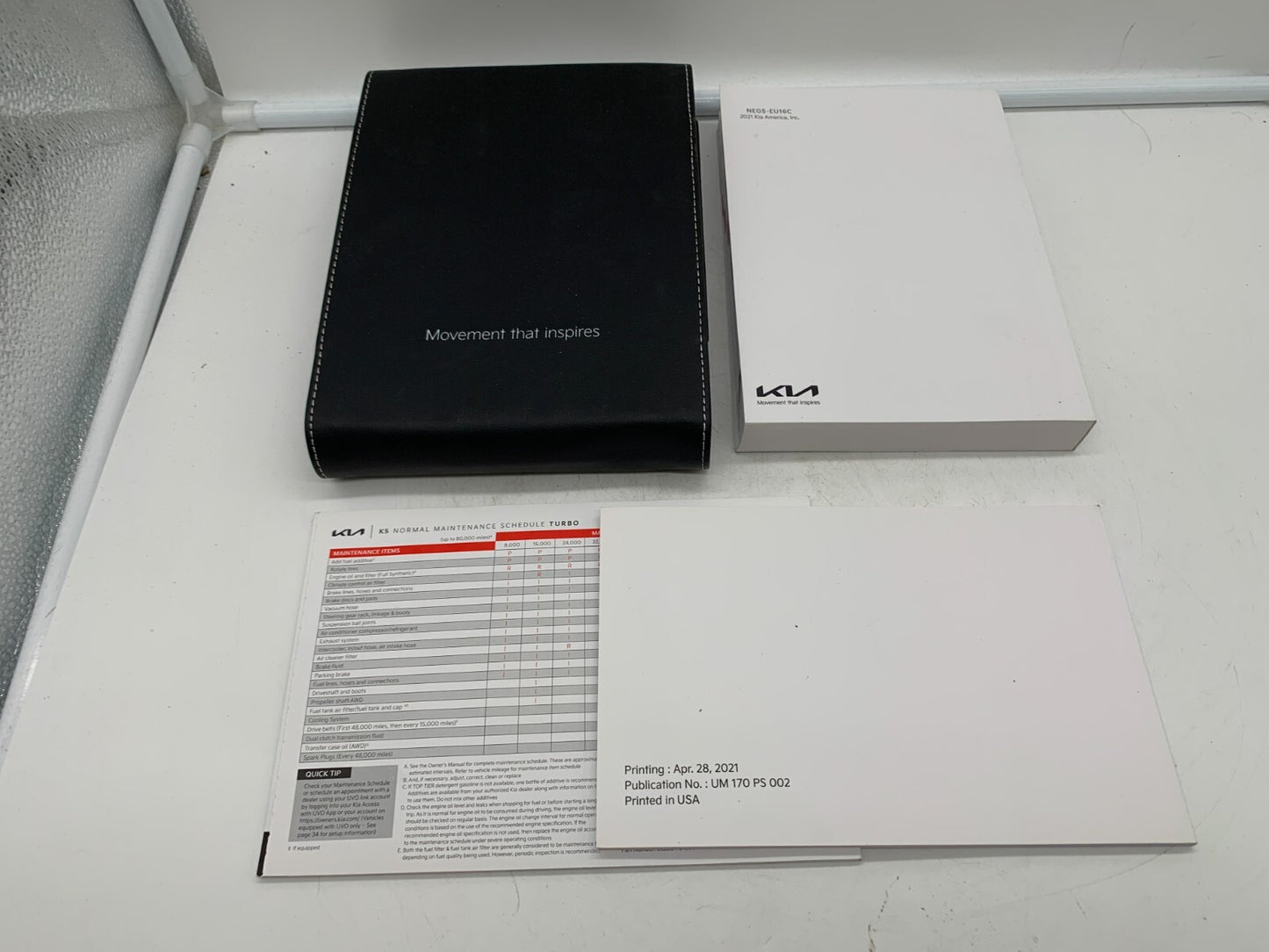 2022 Kia K5 Owners Manual Set with Case OEM D02B70009