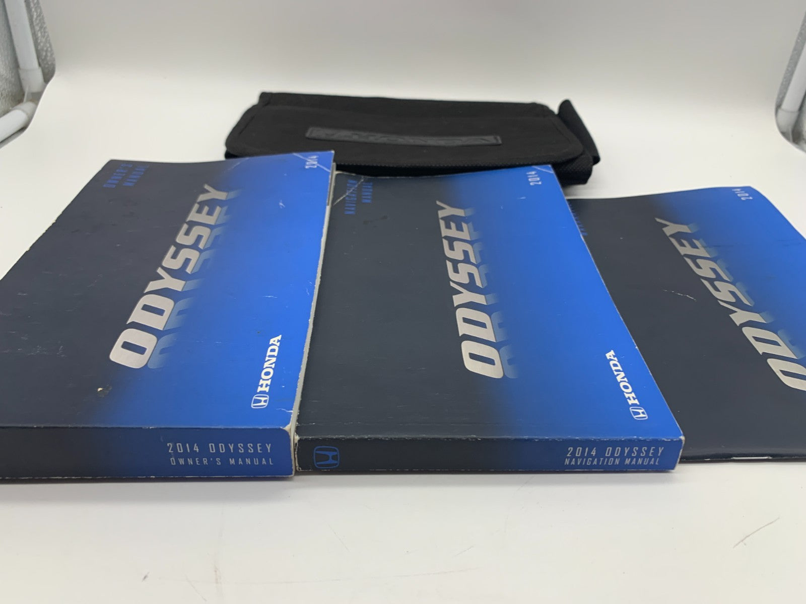 2014 Honda Odyssey Owners Manual Set with Case OEM D03B43001