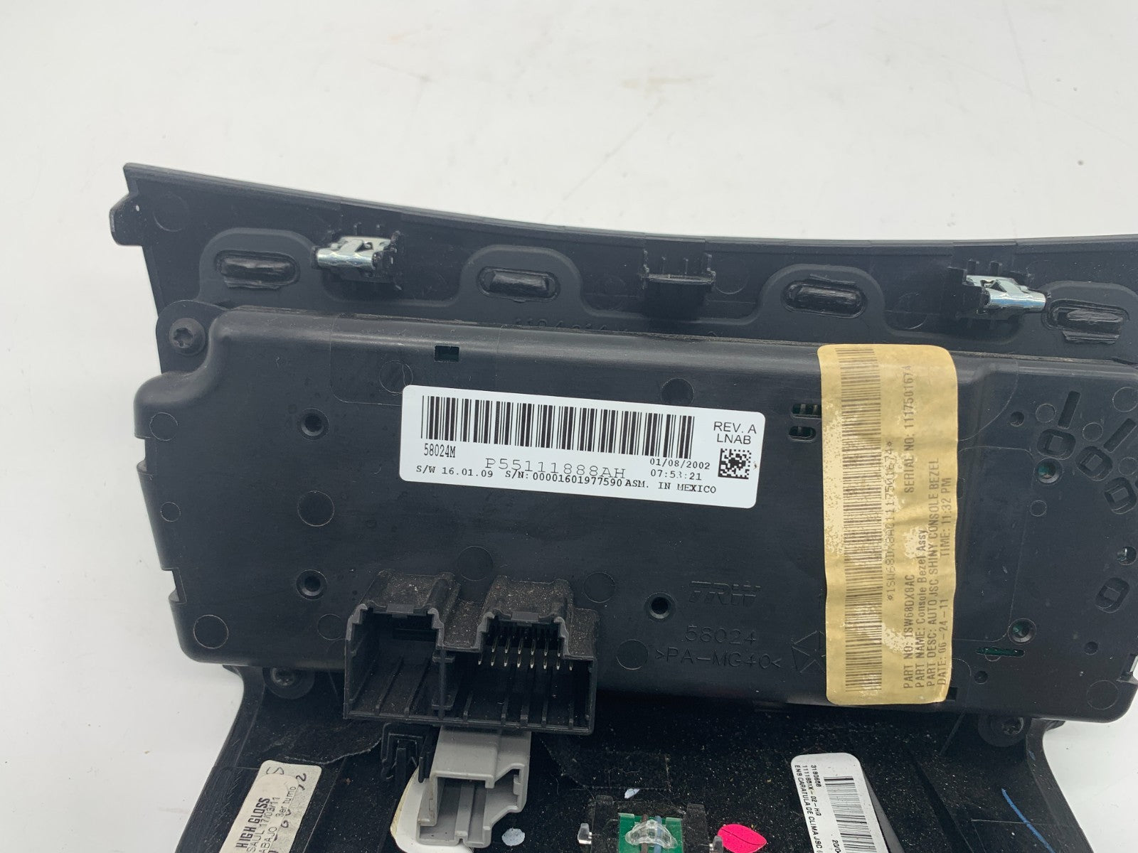 2011-2014 Chrysler 200 AC Heater Climate Control Unit OEM C01B14006