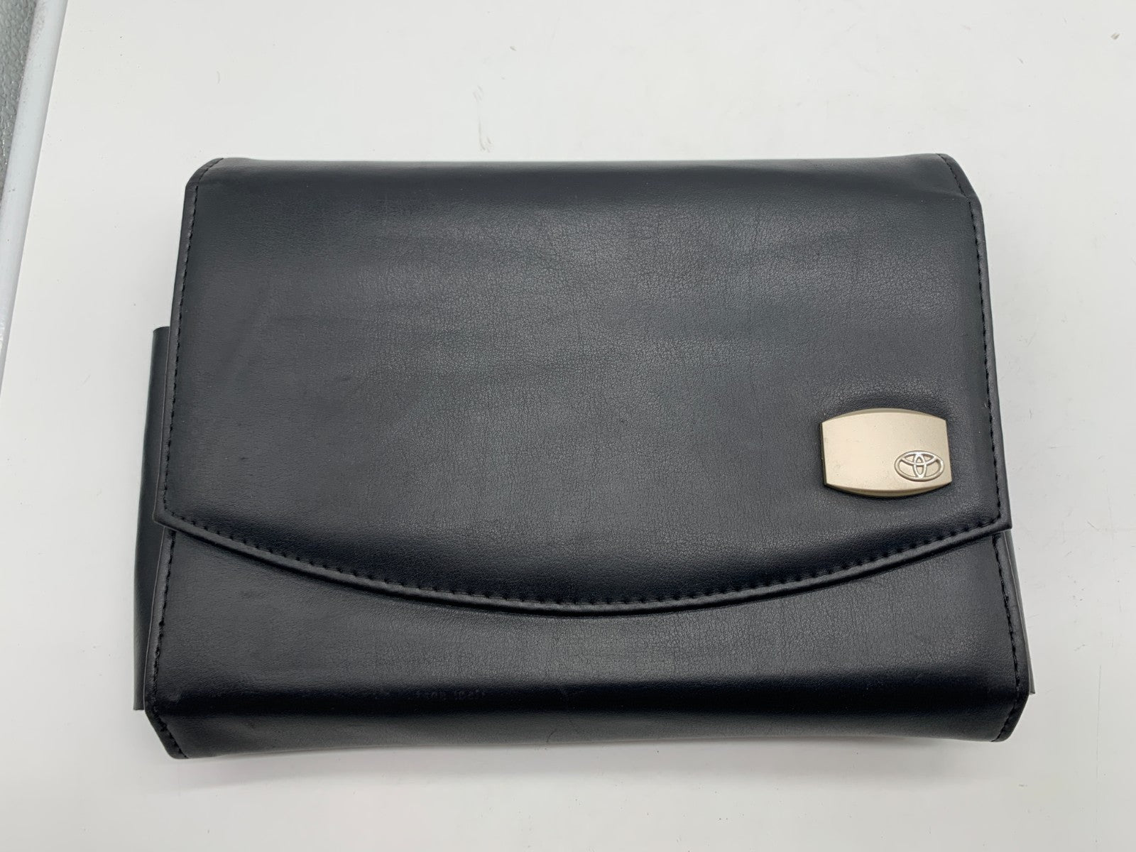 2013 Toyota Highlander Owners Manual Set with Case OEM B03B23019