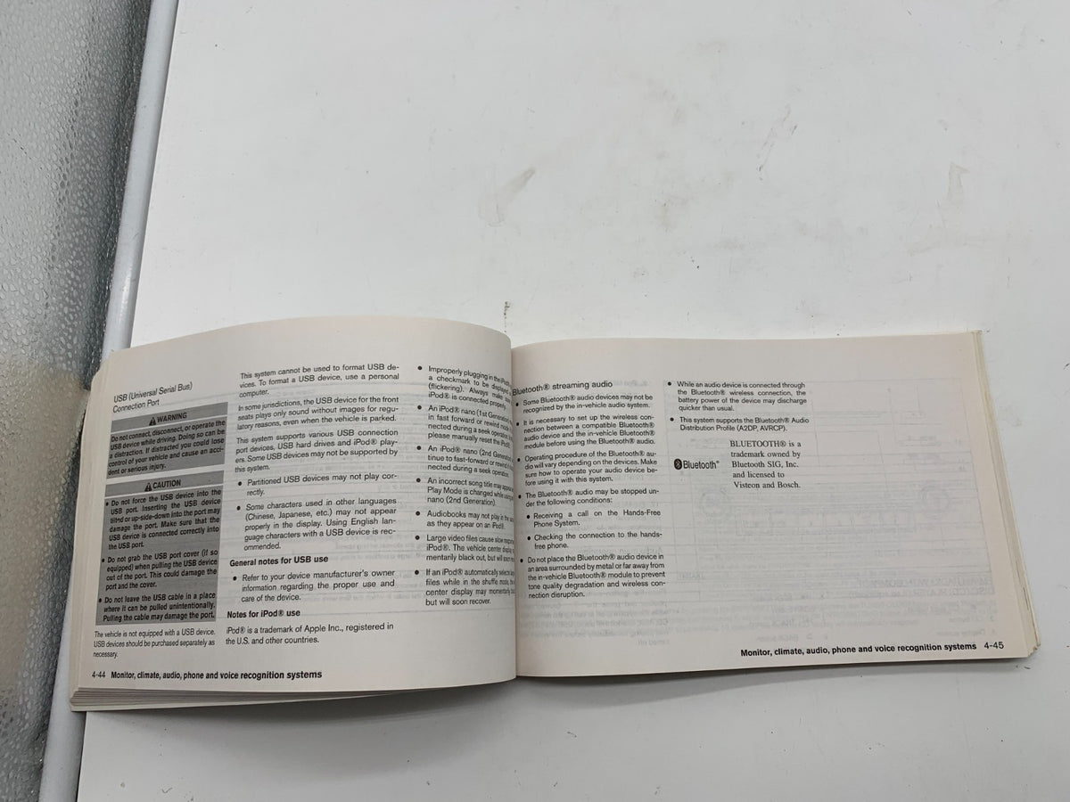 2015 Nissan Rogue Owners Manual Set with Case OEM A01B44007