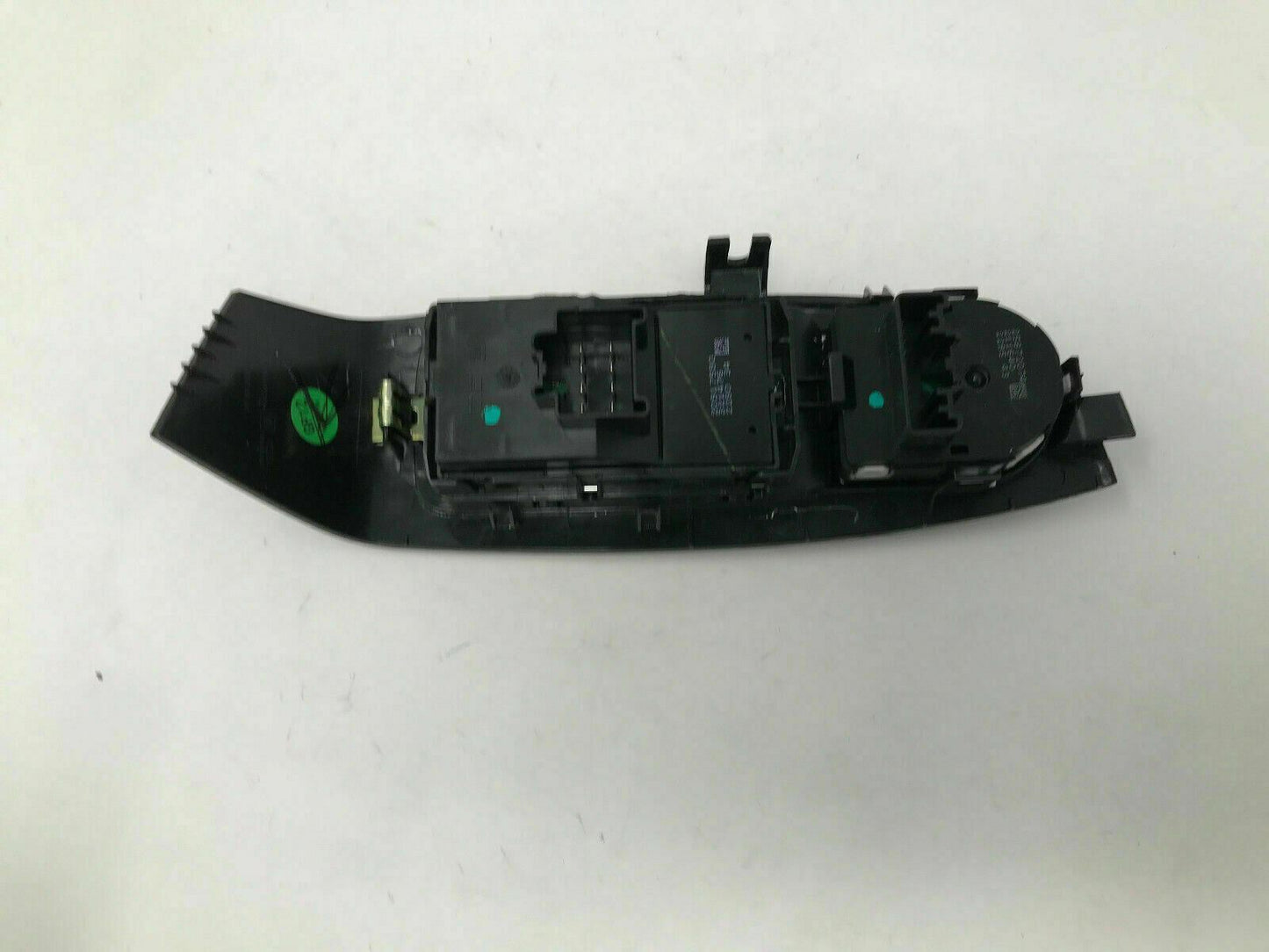 2011-2013 Chevy Malibu Master Power Window Switch OEM C02B01008