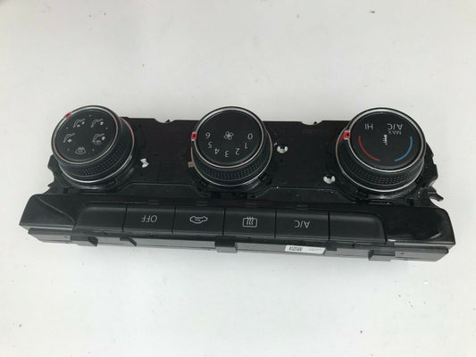 2015-2017 Volkswagen Golf AC Heater Climate Control Unit OEM E01B14013