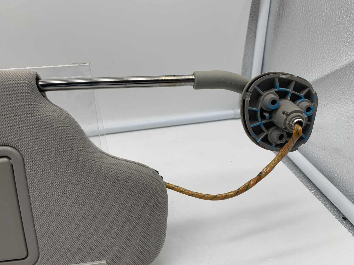 2006-2016 Chevrolet Impala Passenger Sun Visor Sunvisor Gray OEM A03B12005