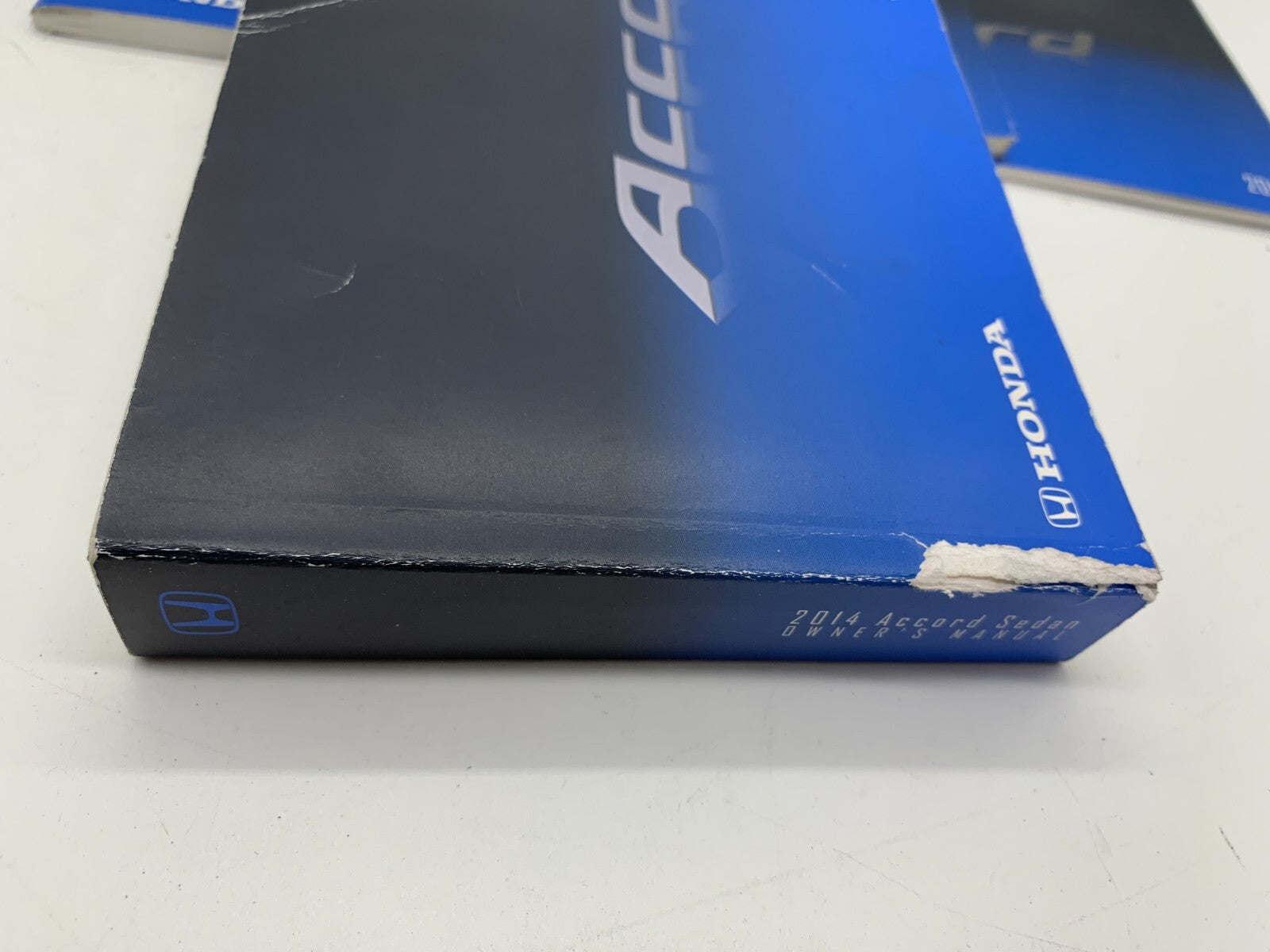 2014 Honda Accord Sedan Owners Manual Set with Case OEM B03B40079