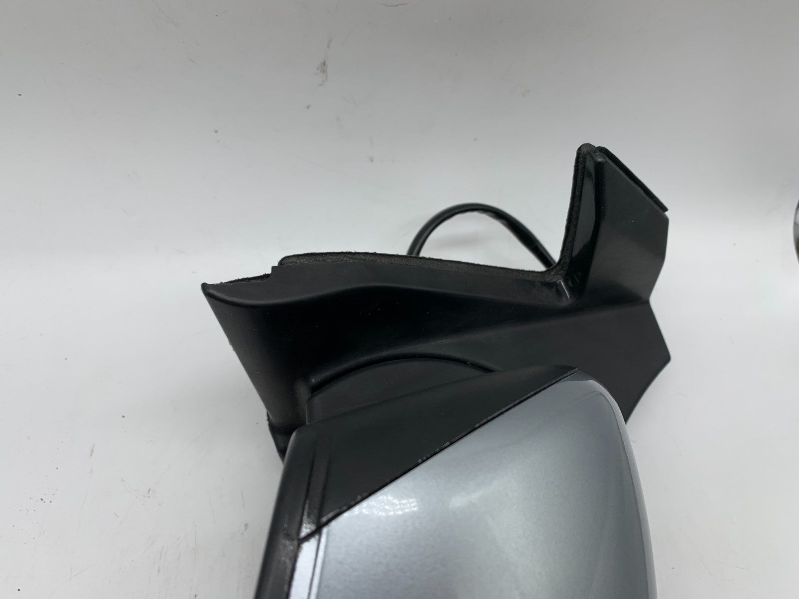 2017-2018 Honda Pilot Driver Side View Power Door Mirror Silver OEM C03B39003