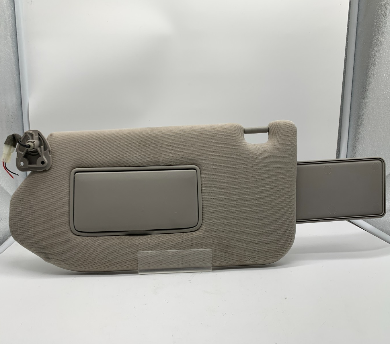 2013-2018 Nissan Pathfinder Driver Sun Visor Illumination Gray OEM C01B51013