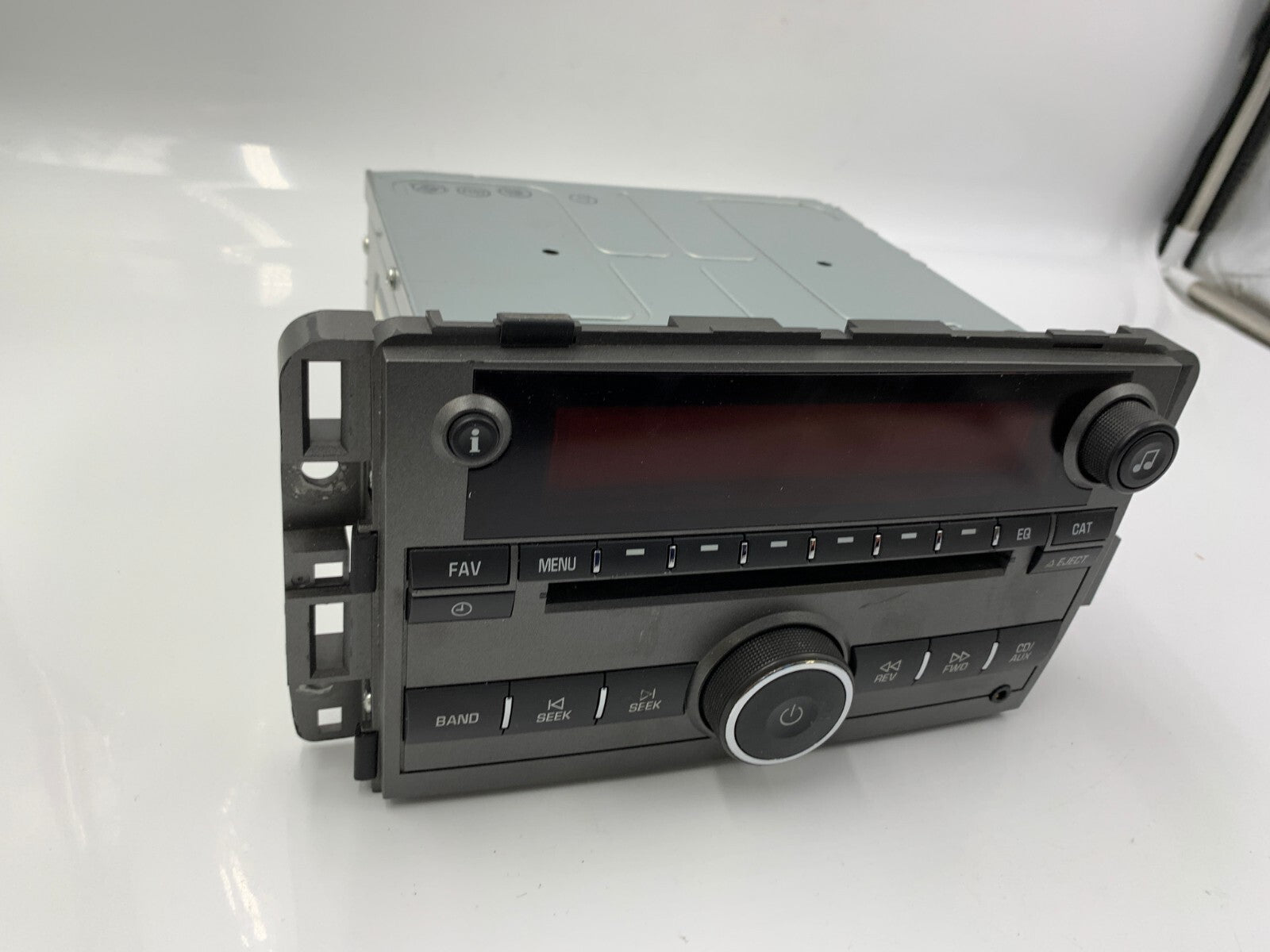 2008 Saturn Vue AM FM Radio CD Player Receiver OEM E01B37082