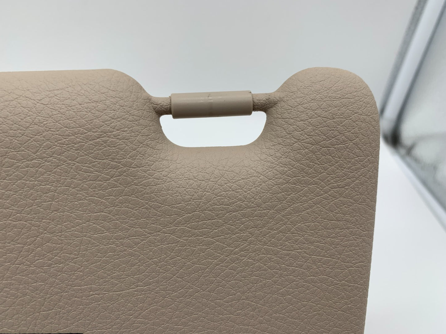 2012-2018 BMW 328i Passenger Sun Visor Sunvisor Beige Illumination D01B22004