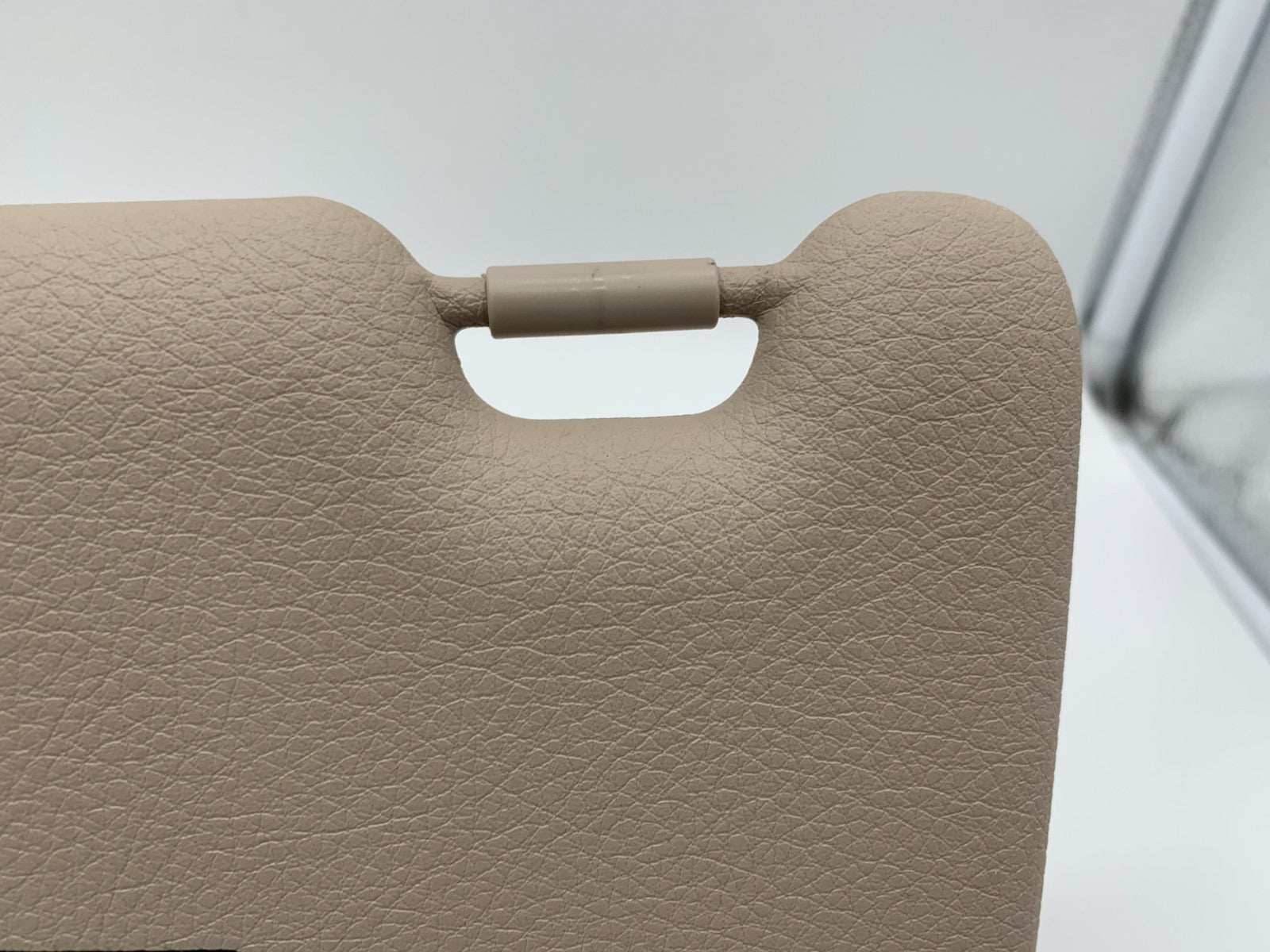 2012-2018 BMW 328i Passenger Sun Visor Sunvisor Beige Illumination D01B22004