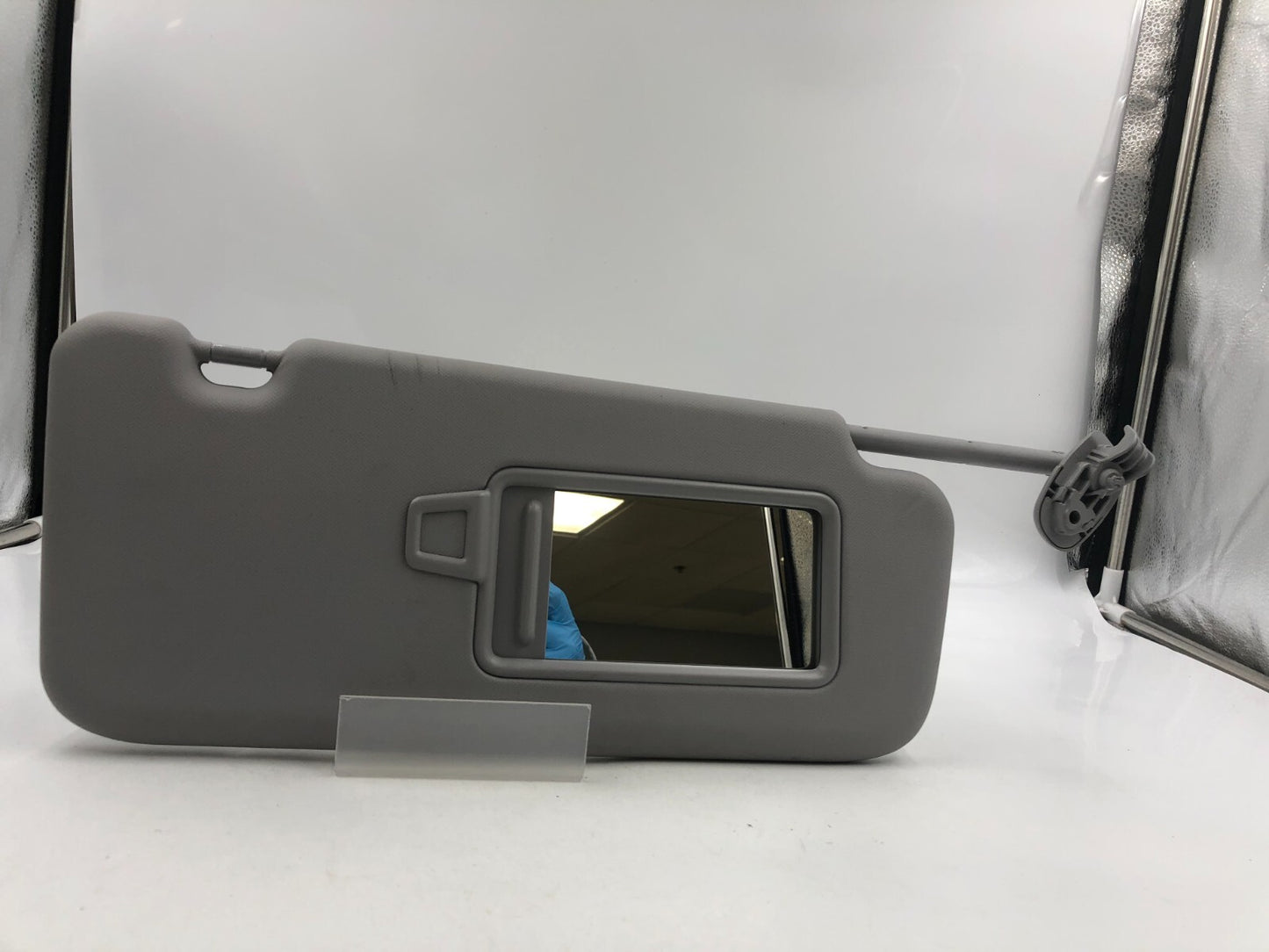 2018-2019 Hyundai Kona Passenger Sun Visor Gray Illuminated OEM A01B23010
