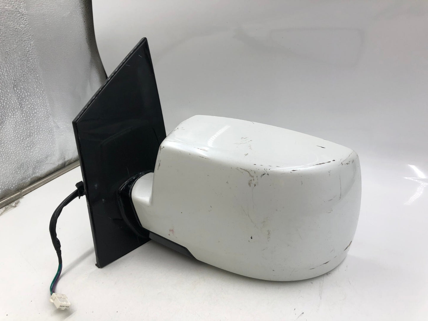 2008-2009 Nissan Quest Driver Side View Power Door Mirror White OEM D03B46026