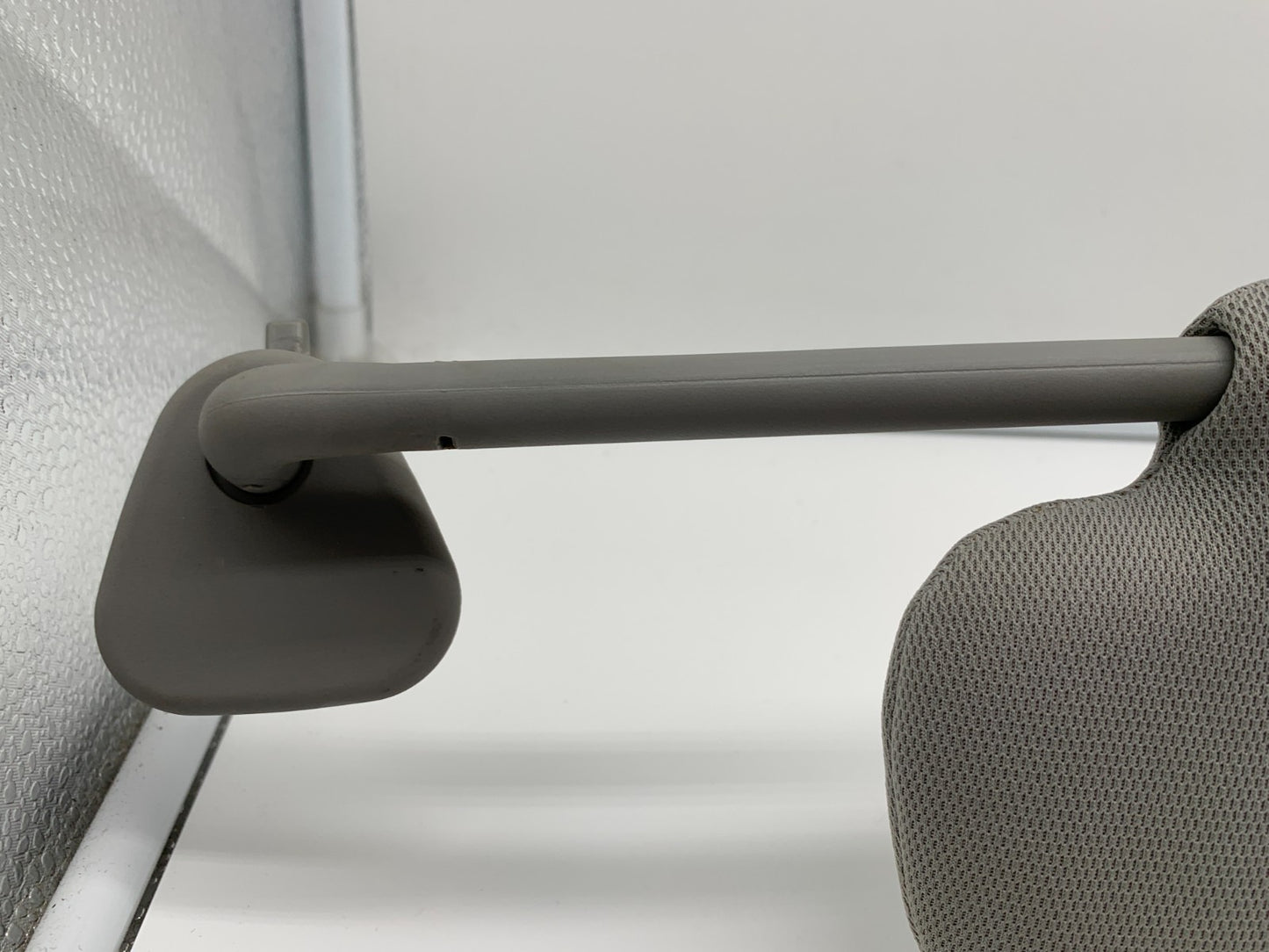 2011-2016 Kia Optima Passenger Sun Visor Gray Illuminated OEM E01B59011