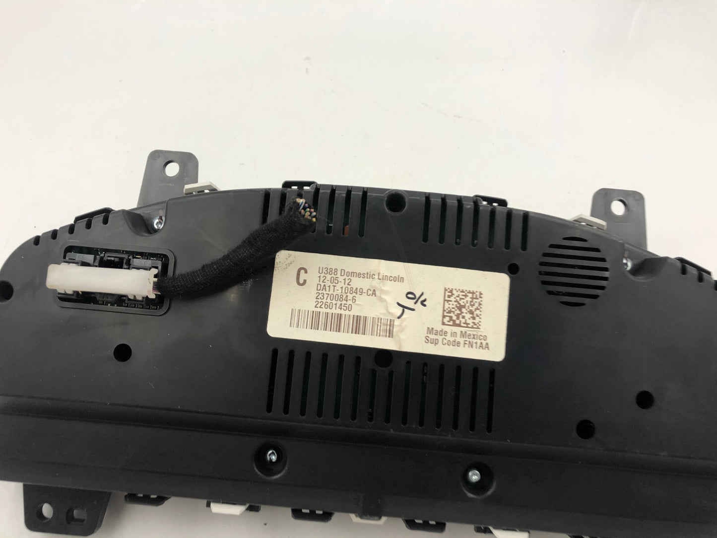 2013 Lincoln MKX Speedometer Instrument Cluster 47297 Miles OEM D01B28019