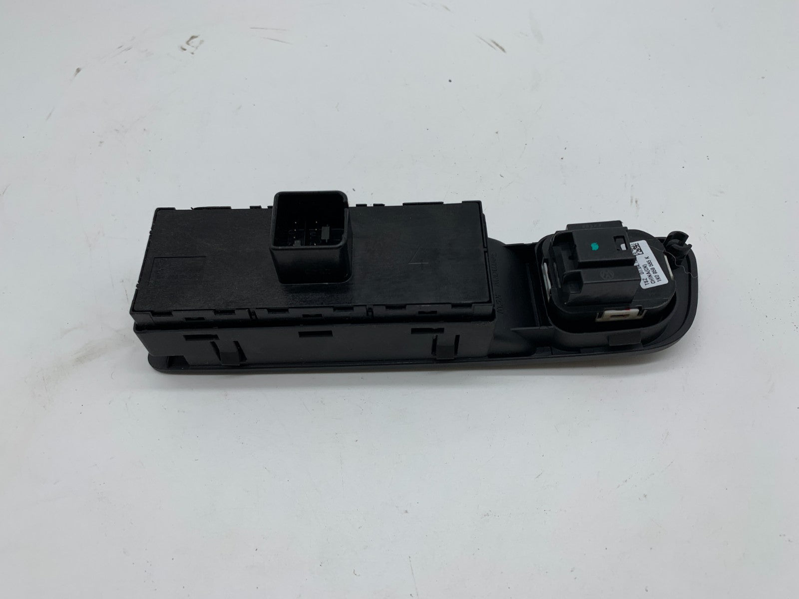 2015-2017 Volkswagen Tiguan Master Power Window Switch OEM D01B36006