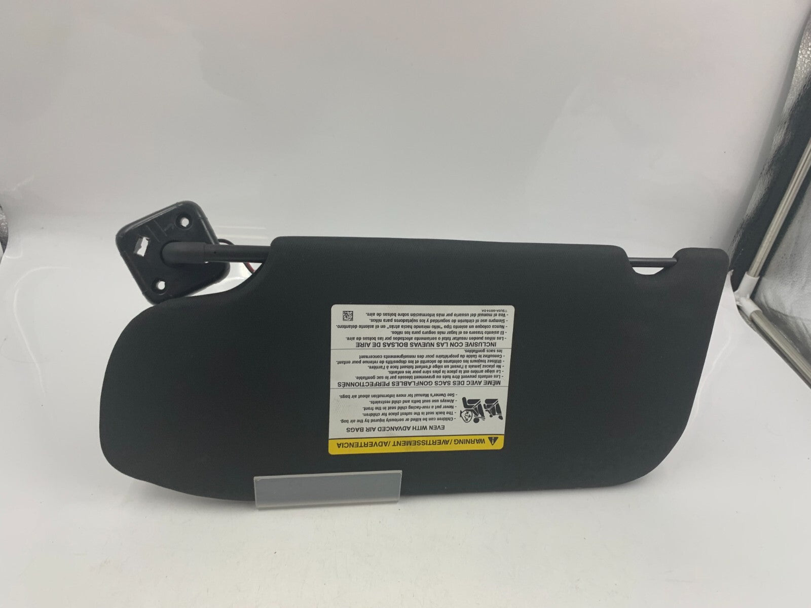 2013-2019 Ford Taurus Passenger Sun Visor Black Illumination OEM B02B15054