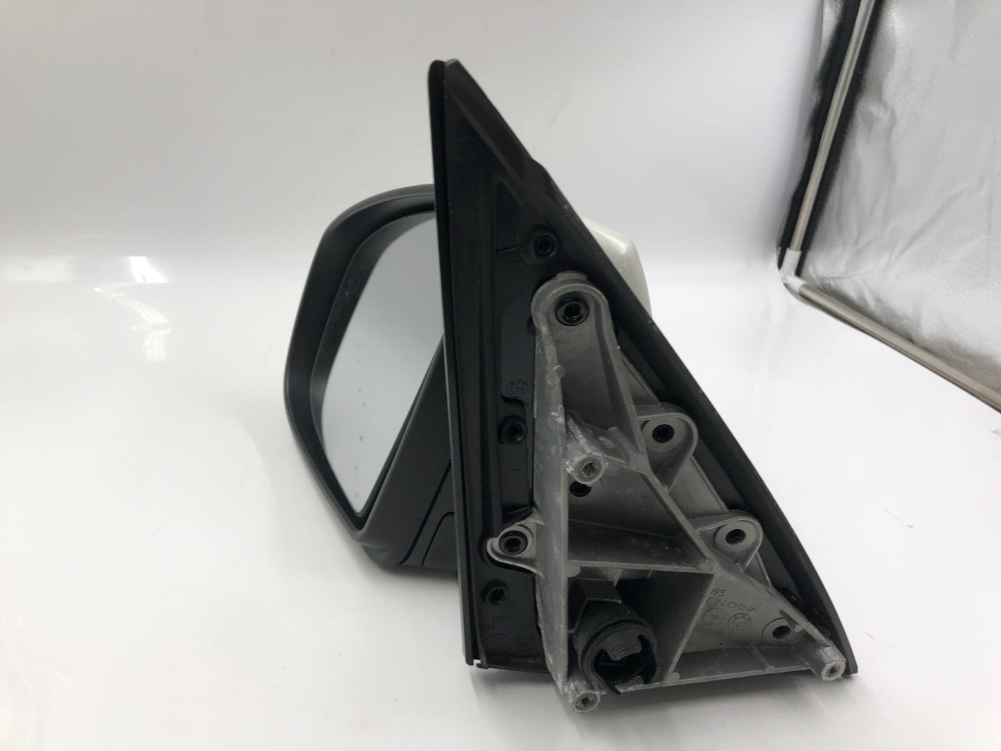 2011-2013 BMW X5 Driver Side View Power Door Mirror White OEM B03B24003