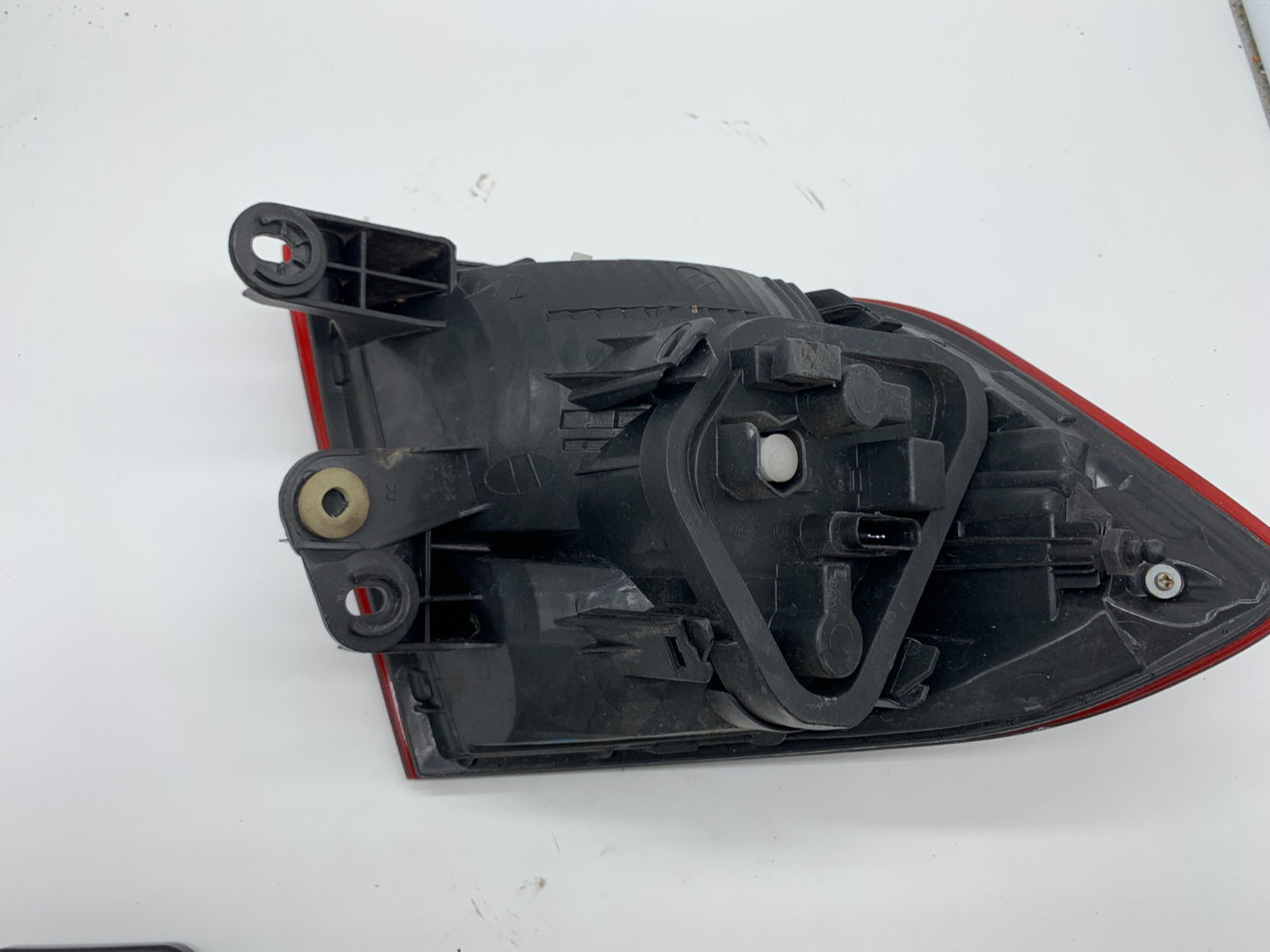 2012-2015 BMW 320 Passenger Side Tail Light Taillight OEM D02B69010