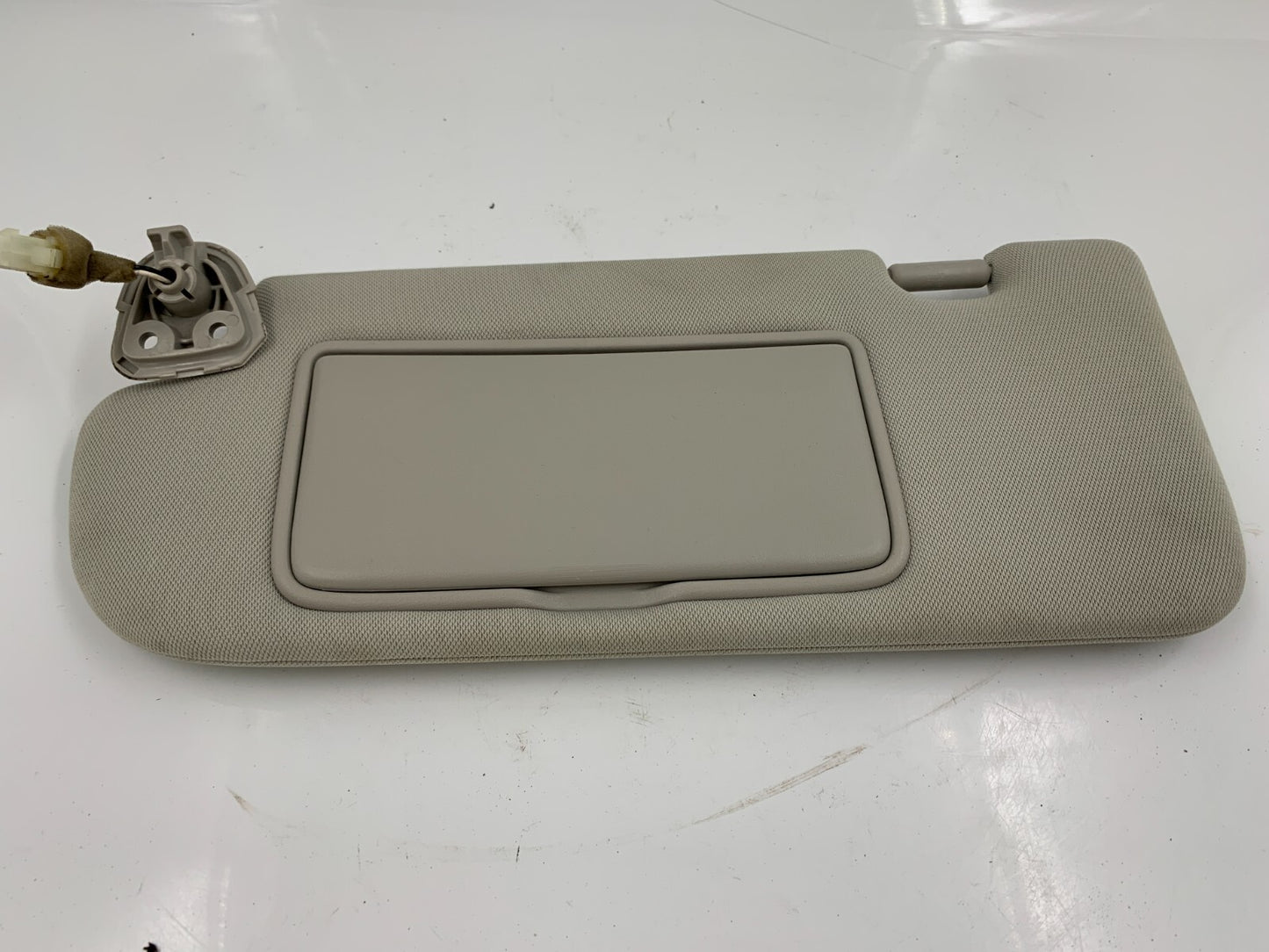 2005-2006 Lexus ES330 Driver Sun Visor Gray Illumination OEM D03B54034