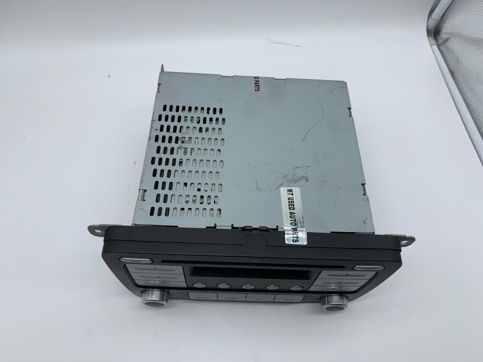 2009-2017 Volkswagen Tiguan AM FM CD Player Radio Receiver OEM C04B23010