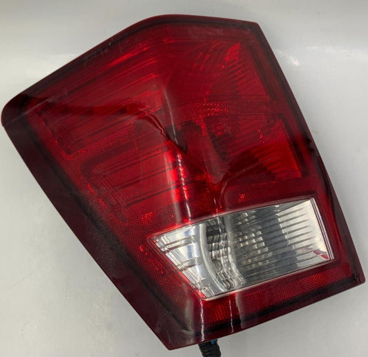 2007-2010 Jeep Grand Cherokee Driver Side Tail Light Taillight OEM D01B08021