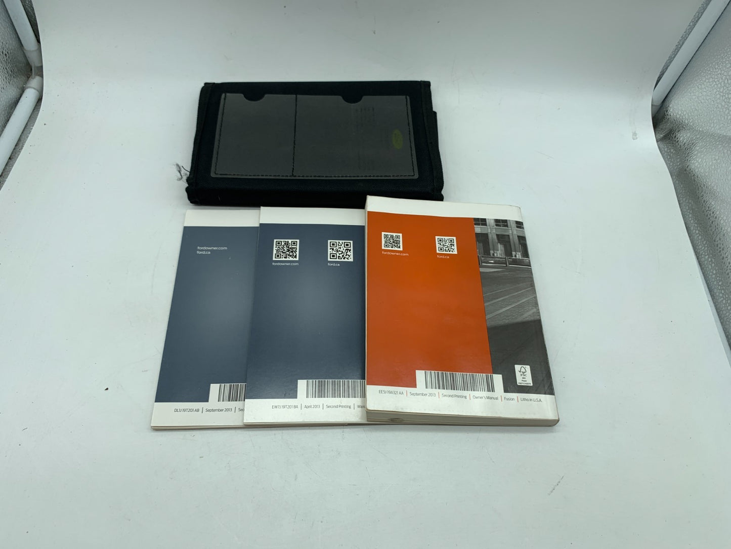 2014 Ford Fusion Owners Manual Set with Case OEM D03B37004
