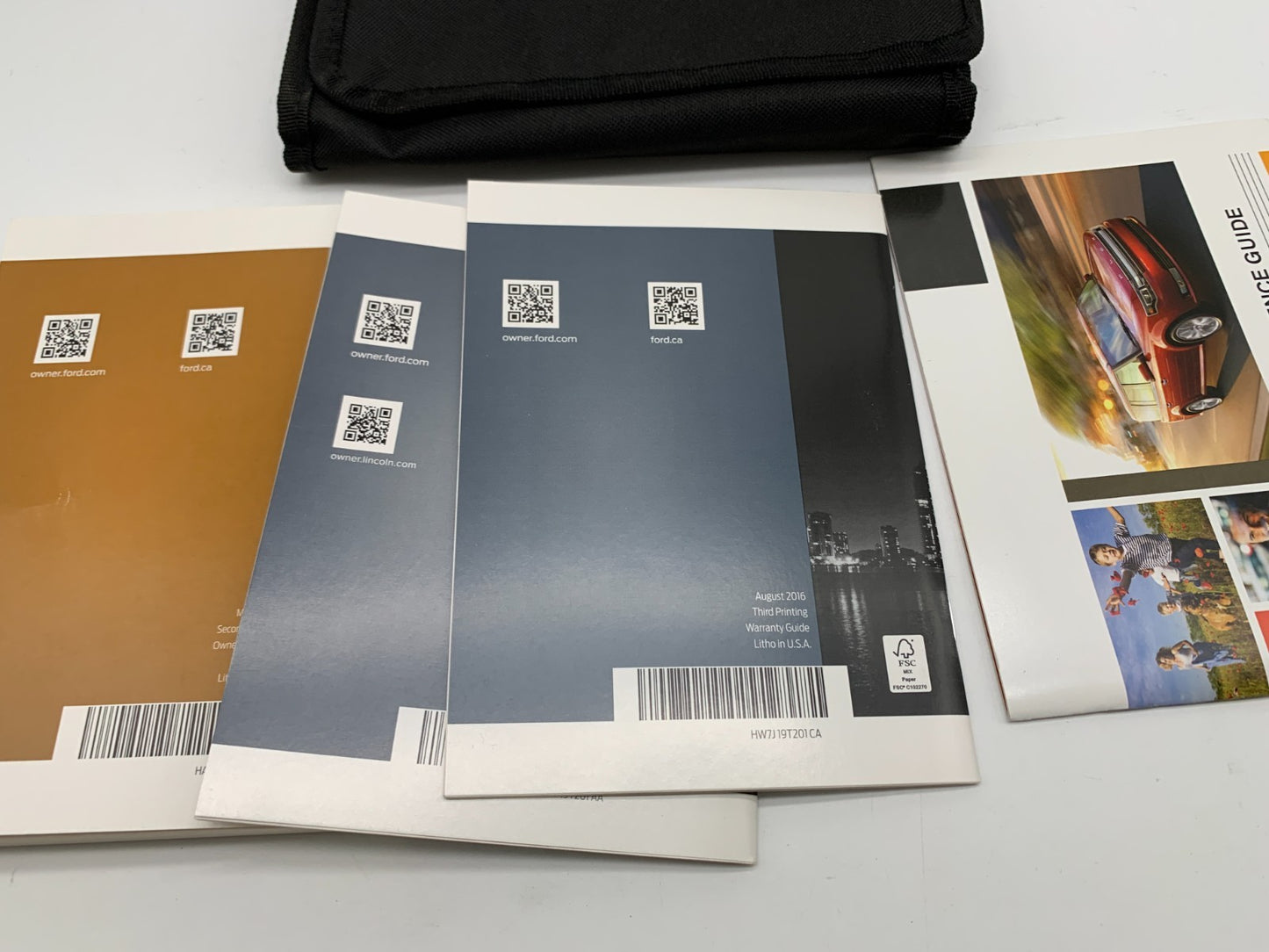 2017 Ford Flex Owners Manual Set with Case OEM B04B27012