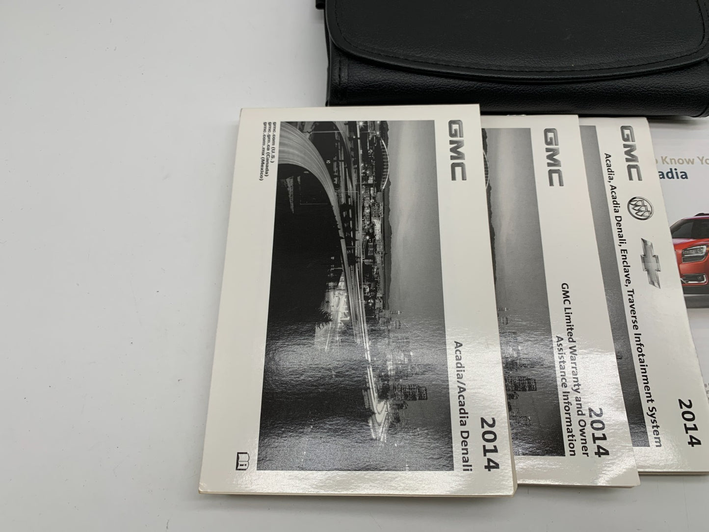 2014 GMC Acadia Denali Owners Manual Set with Case OEM B04B55051