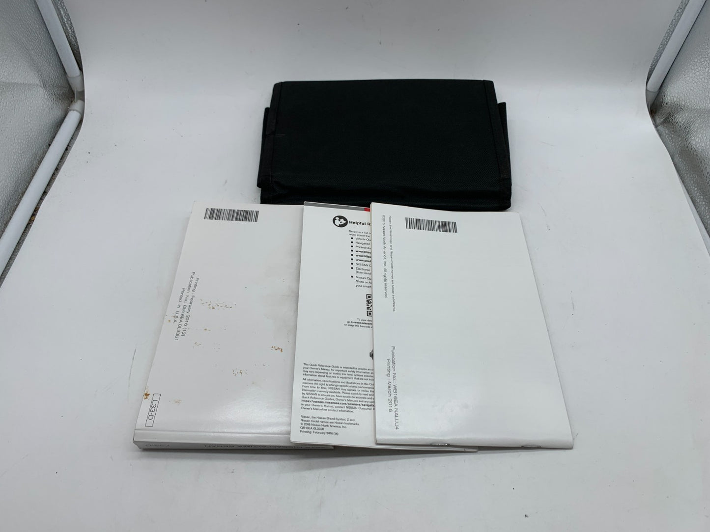 2016 Nissan Altima Sedan Owners Manual Set with Case OEM C02B50021
