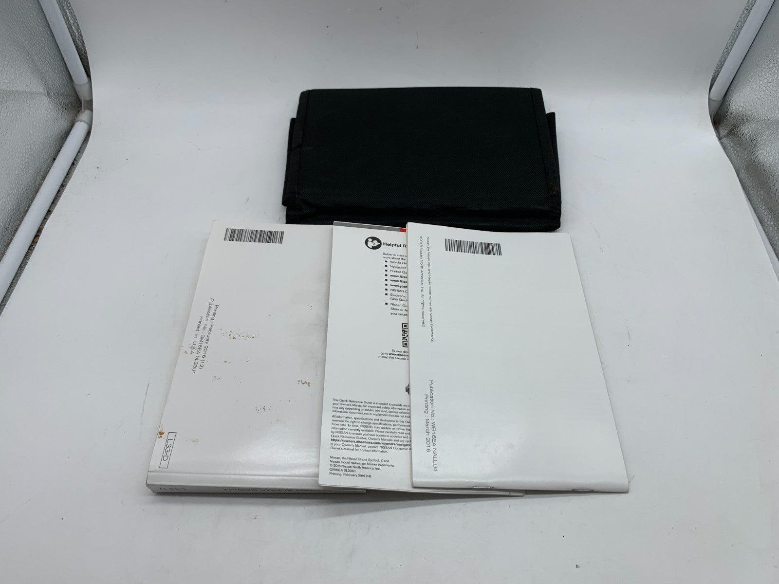 2016 Nissan Altima Sedan Owners Manual Set with Case OEM C02B50021