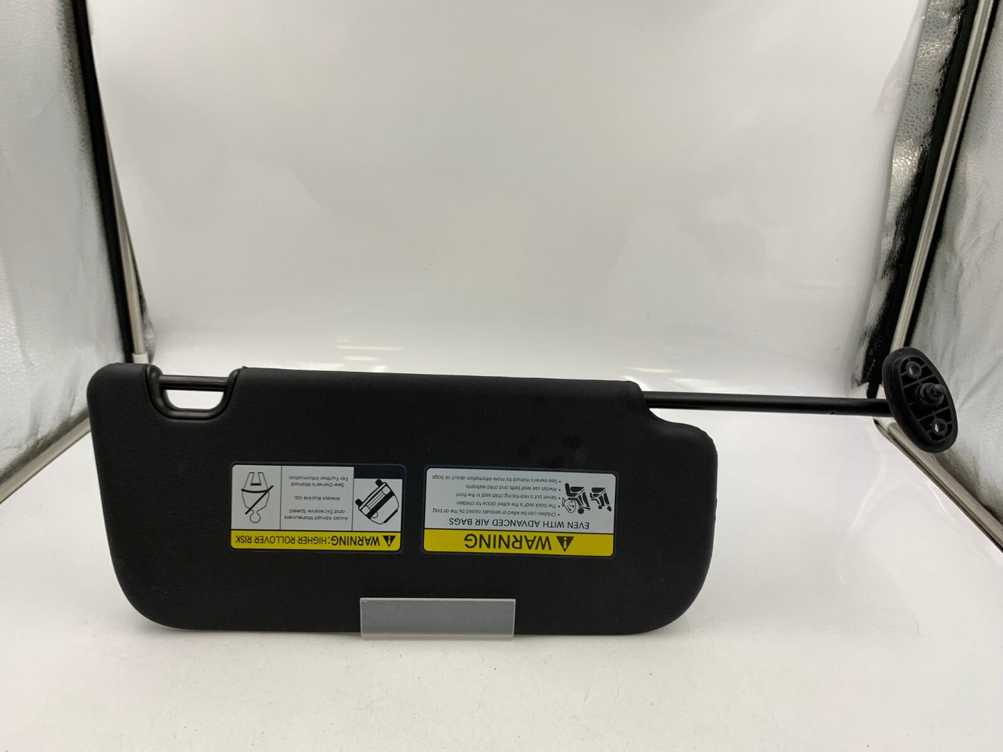 2014-2019 Kia Soul Driver Sun Visor Black Illuminated OEM E01B22023