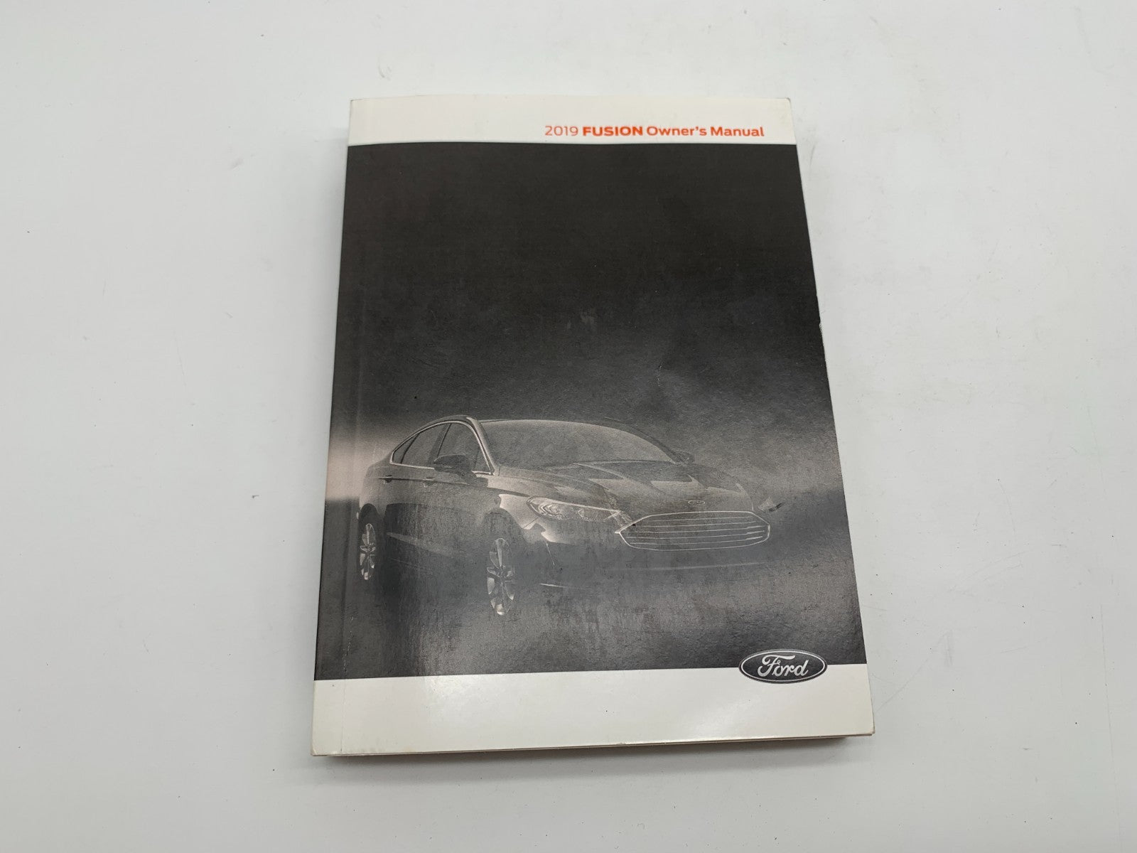 2019 Ford Fusion Owners Manual Set with Case OEM E01B59014