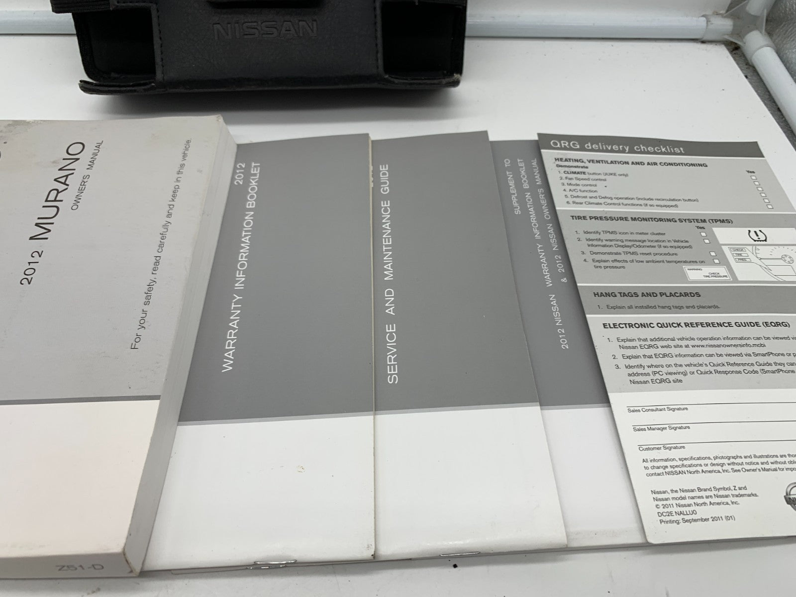 2012 Nissan Murano Owners Manual Set with Case OEM