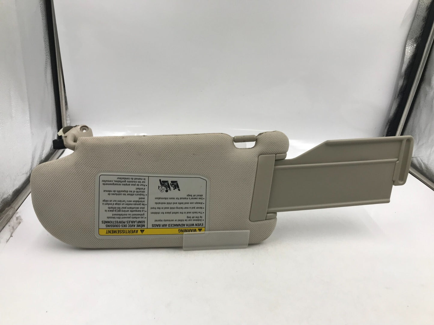 2006-2010 Infinti M35 Passenger Sun Visor Gray Illuminated OEM C04B48013