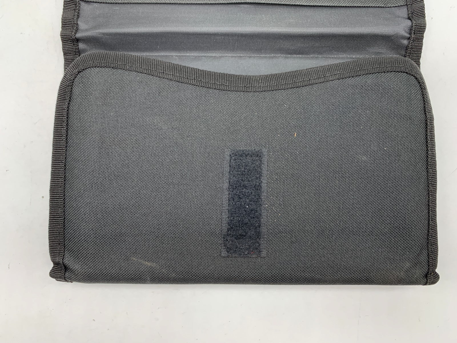 2017 Ford Fusion Owners Manual Set with Case OEM A02B55007