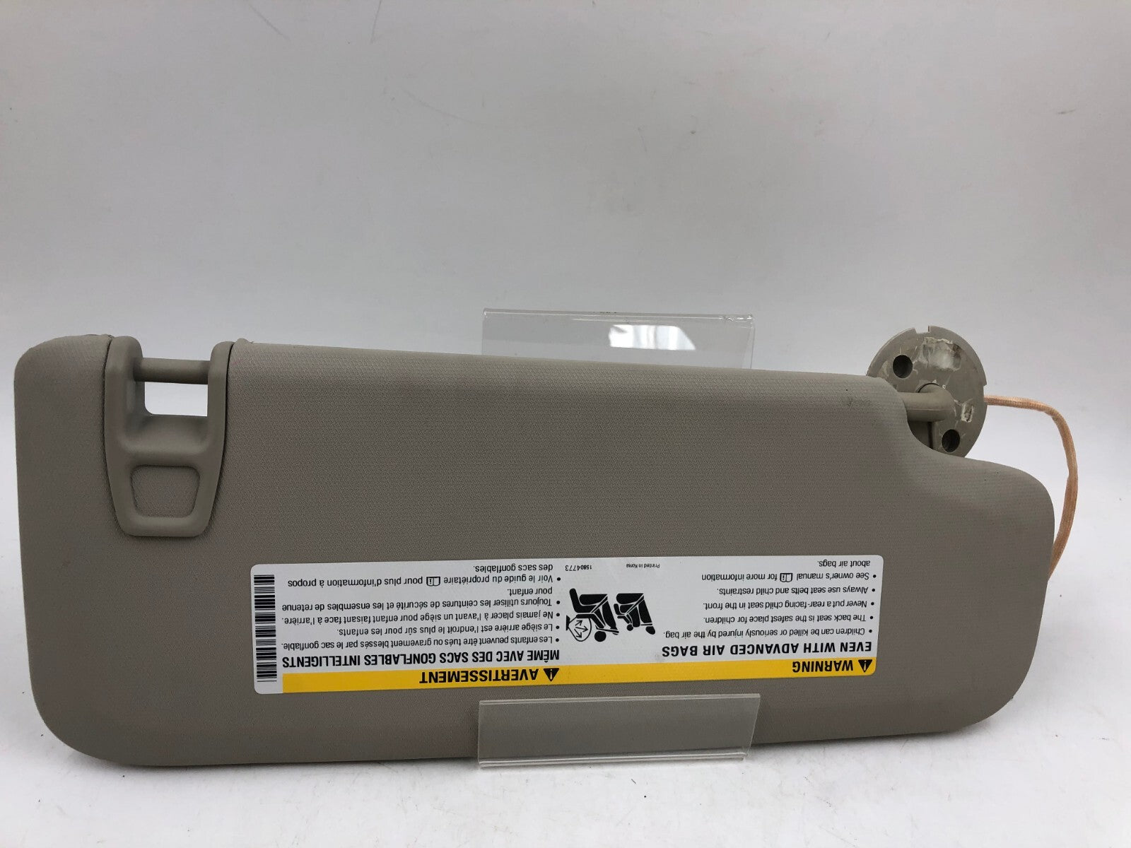 2018-2019 Buick Regal Driver Sun Visor Gray Illuminated OEM A02B34004