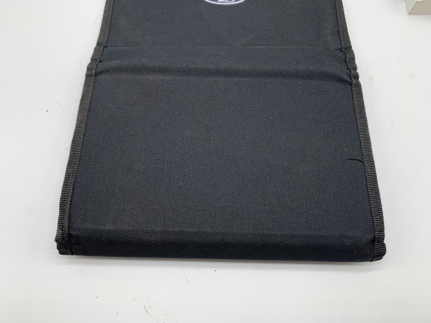 2018 Ford Explorer Owners Manual Set with Case OEM R01B30014