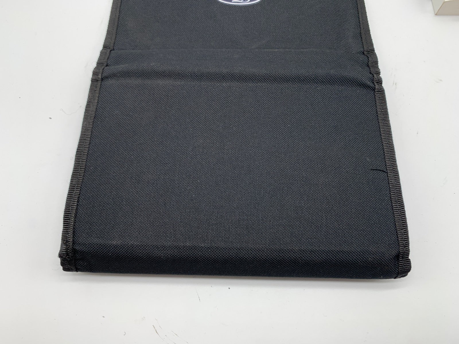 2018 Ford Explorer Owners Manual Set with Case OEM R01B30014