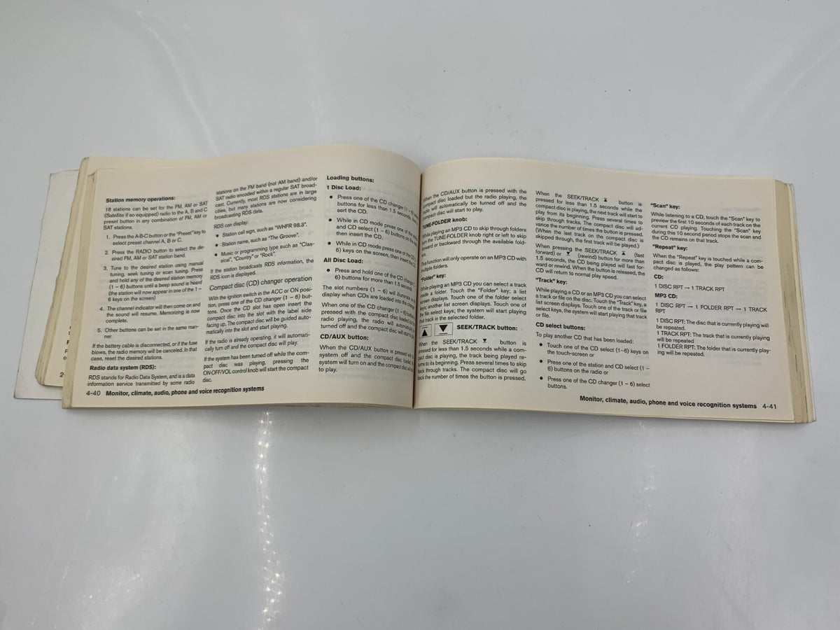 2007 Nissan Altima Sedan Owners Manual Set OEM D03B45082