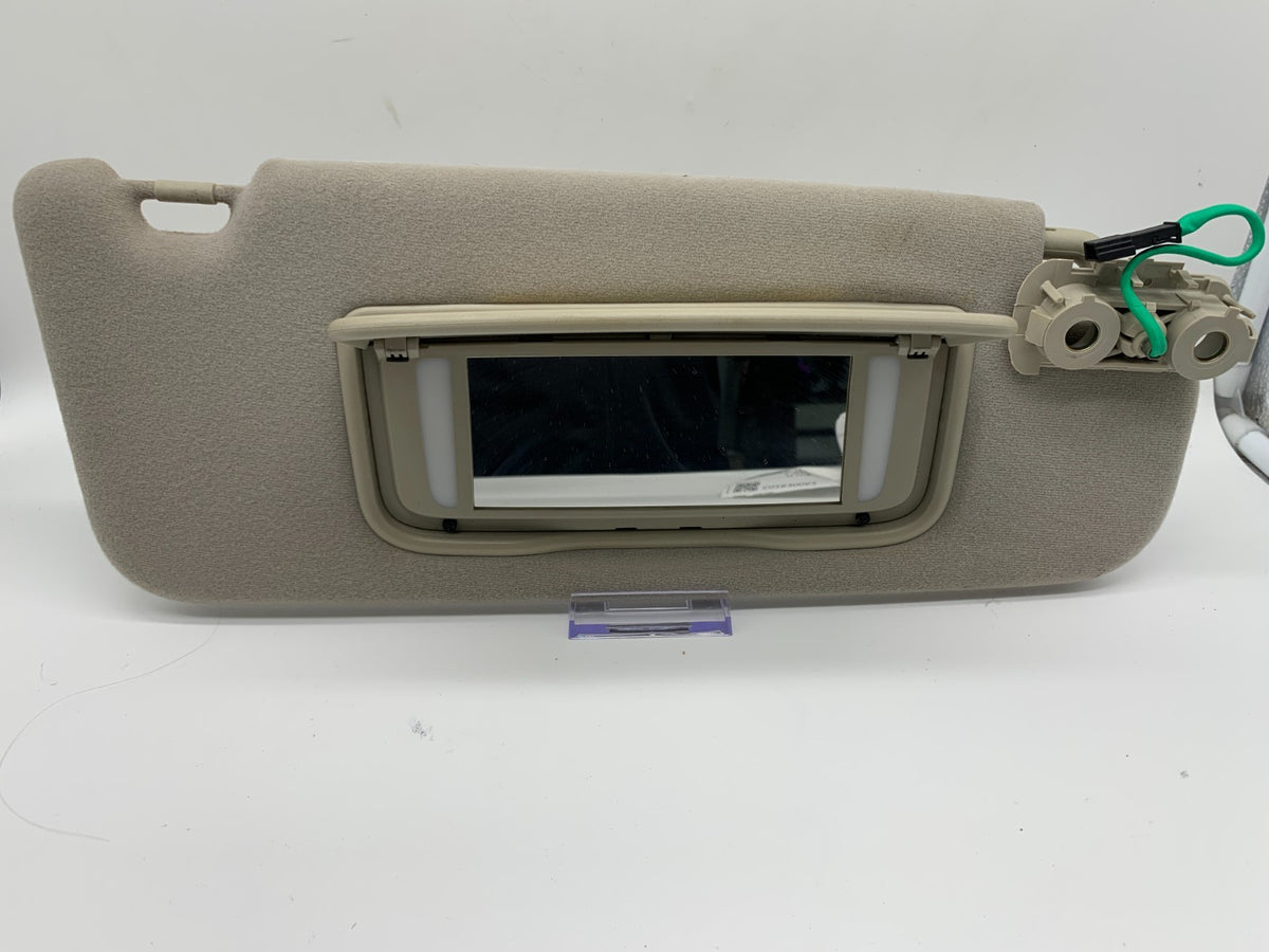 2000-2005 Volvo S80 Passenger Sun Visor Beige Illuminated OEM C02B30062
