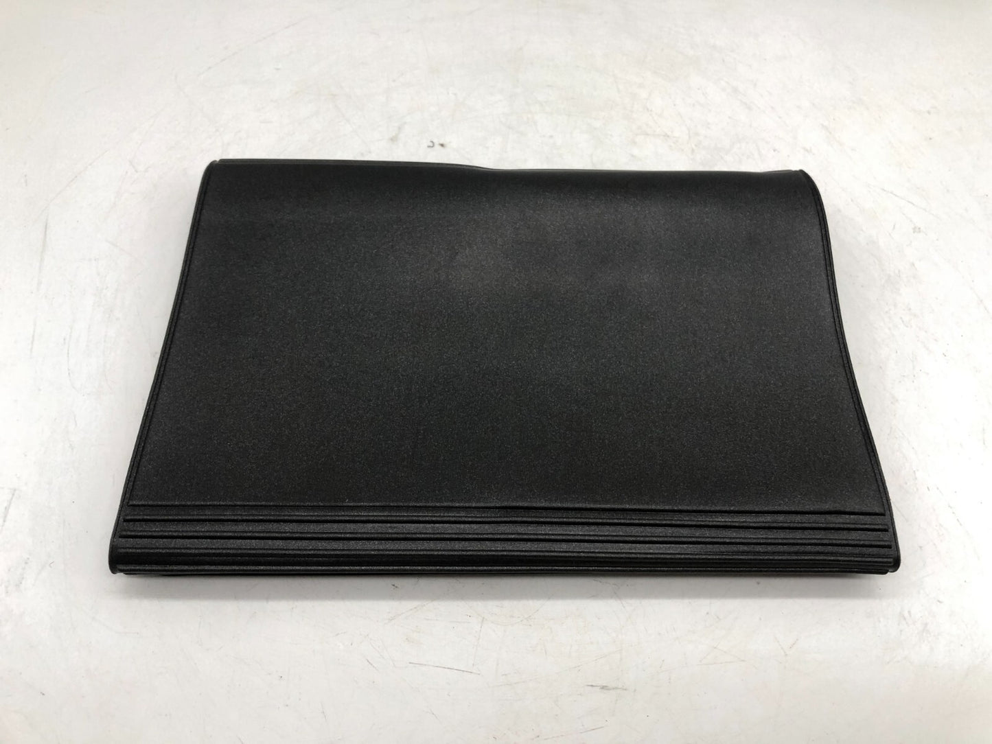 Chrysler Owners Manual Case Only OEM E03B09060