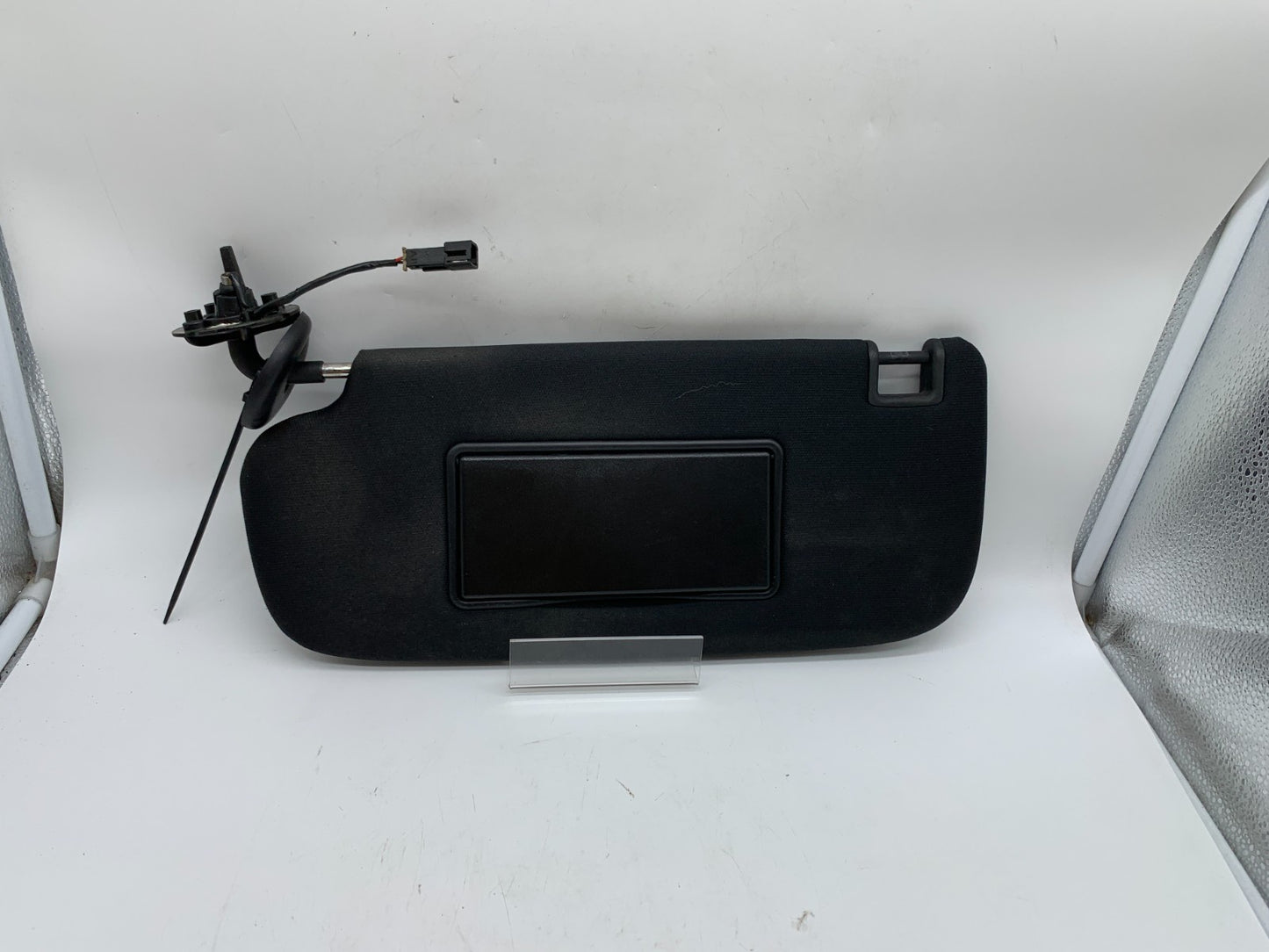 2014-2022 Jeep Grand Cherokee Driver Sun Visor Black Illuminated B01B32002