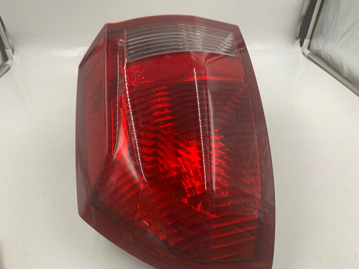2005-2007 Chrysler 300 Passenger Side Tail Light Tailight OEM A03B28082
