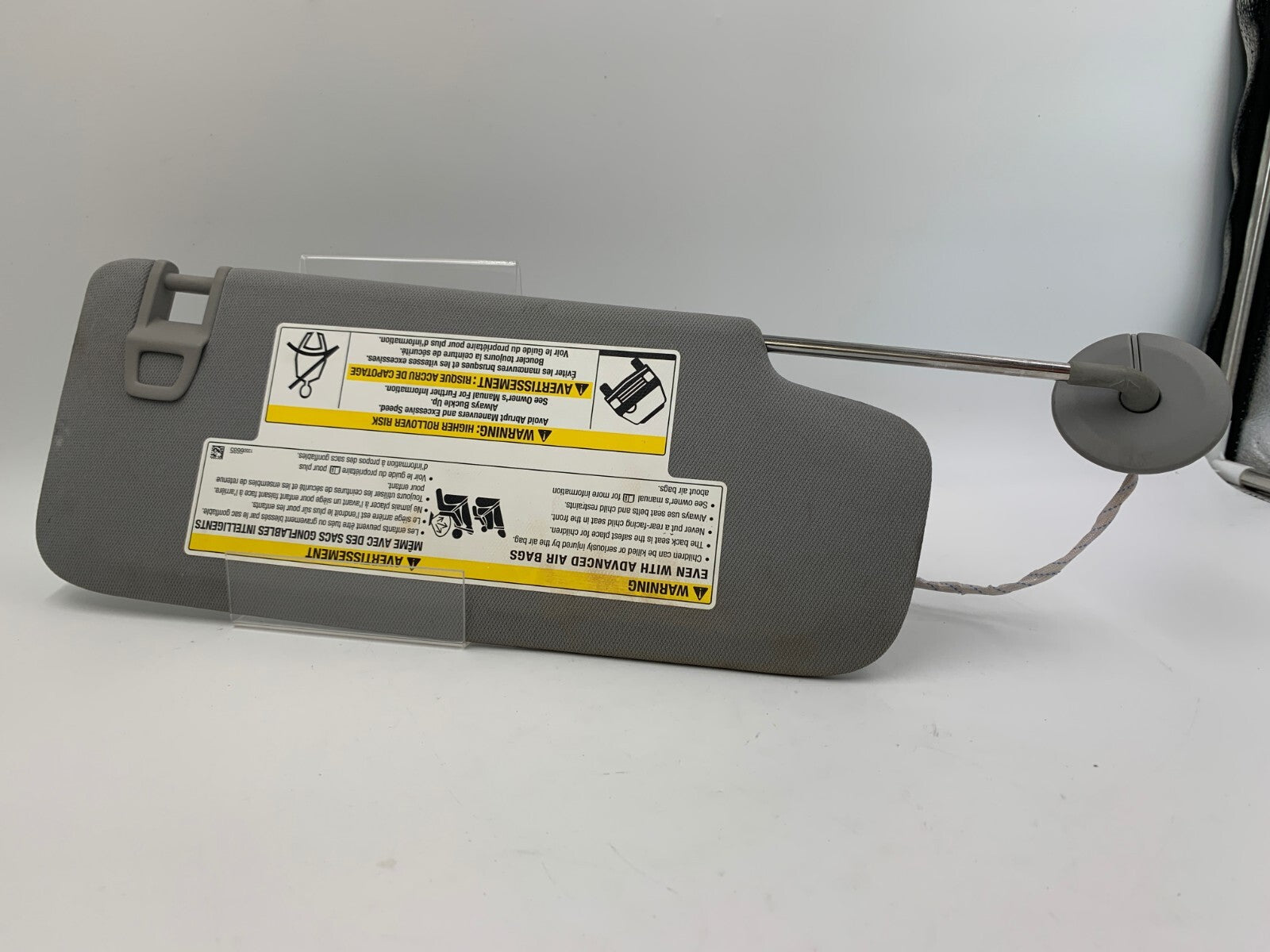 2020-2022 Chevrolet Equinox Driver Sun Visor Gray Illuminated B03B33080