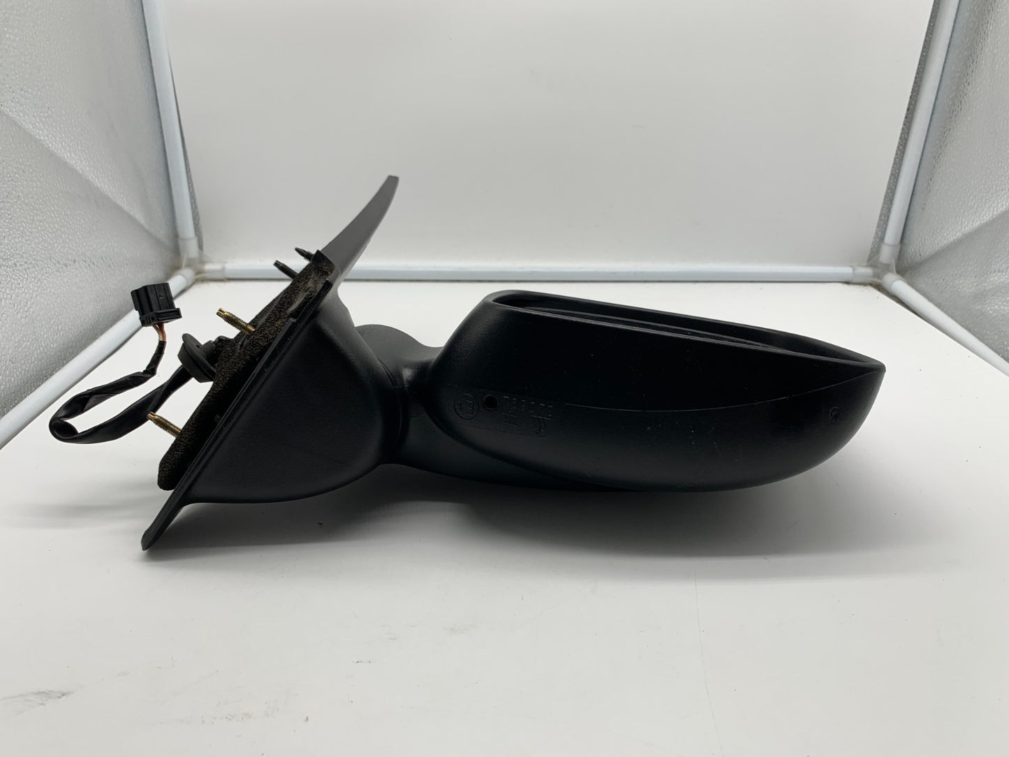 2002-2007 Jeep Liberty Passenger Side View Power Door Mirror Black OEM C02B12003