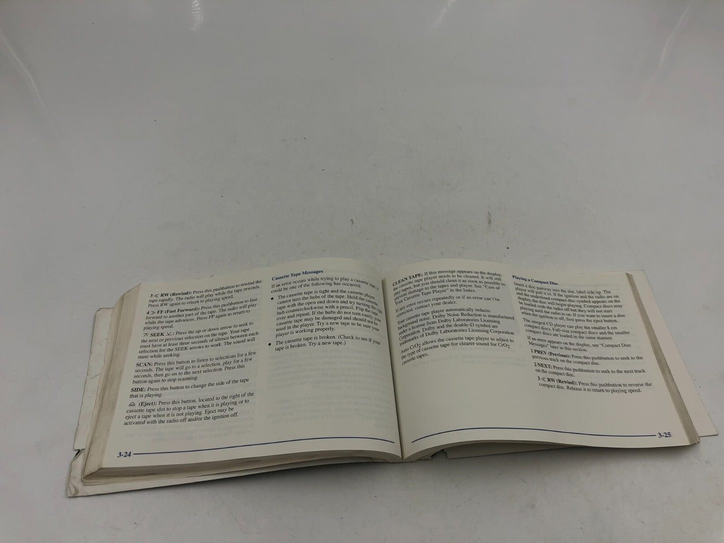 2001 Cadillac Seville Owners Manual Set with Case OEM A04B09036